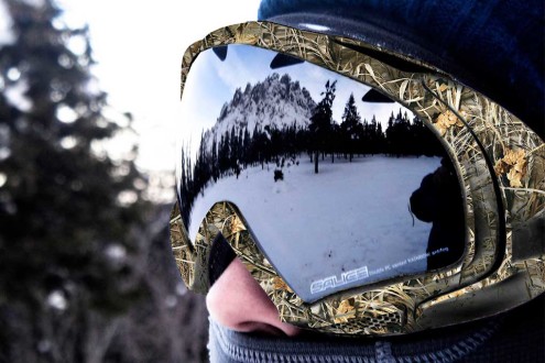 Snowboard goggles with graphics applied